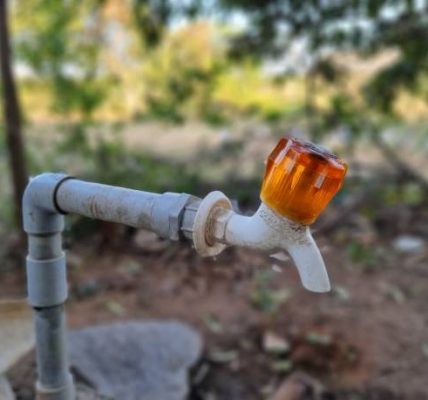 Modern Techniques Plumbers Use to Find and Fix Hidden Water Leaks