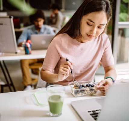 The Benefits of Eating Seasonal and Fresh Produce