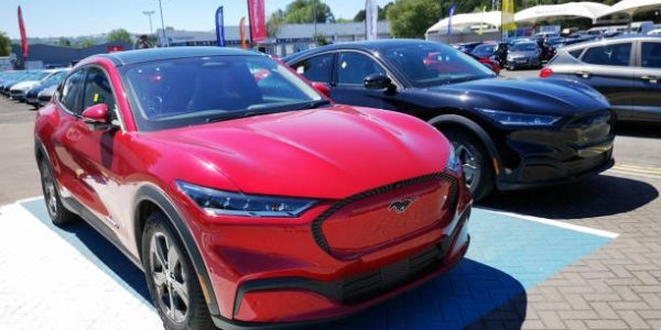 A Complete Guide to Finding the Right Ford Dealership Wisconsin Wide