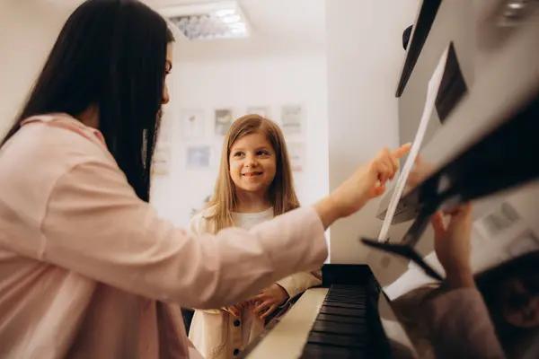 The Ultimate Guide to Teacher-Parent Coordination in Piano Education