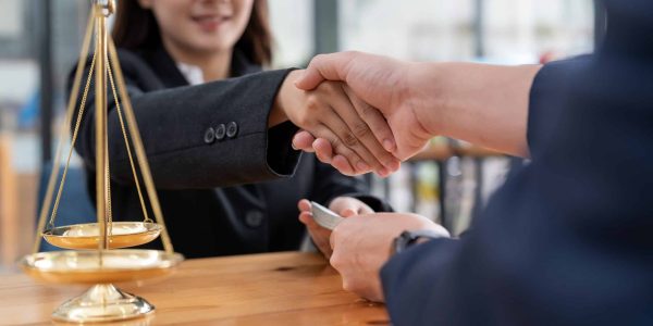 Supportive Family Law Professionals Assisting Clients Through Major Life Changes