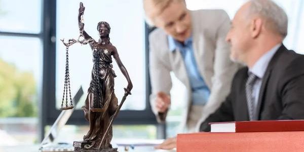 Experienced Florida Business Lawyer for Startups & SMEs