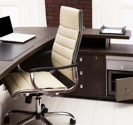 Office Furniture Tips for Creating a Comfortable Work Environment