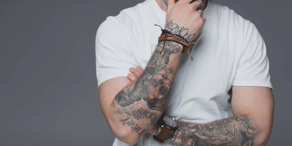 Best Ways Fine Gauge Piercings Fit Into Minimalist Jewelry Trends
