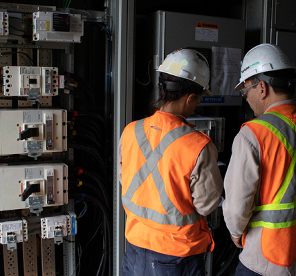 Trusted Industrial Electrical Contractor in Manitoba for Businesses