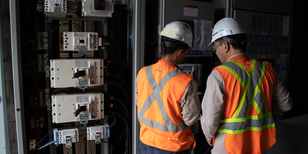 Trusted Industrial Electrical Contractor in Manitoba for Businesses