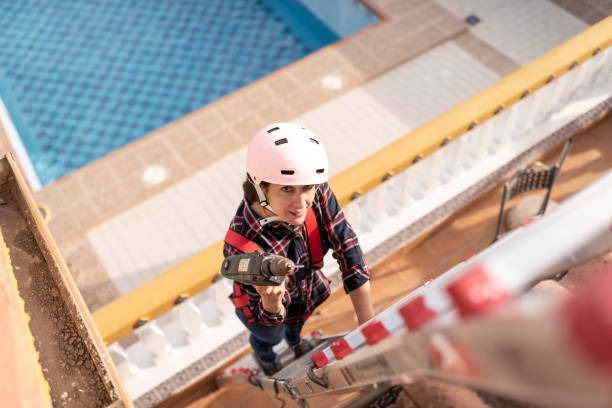 Choose Experienced Backyard Pool Installation Services for Your Home