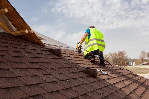 Ways Roofing Companies Help Homeowners Get Ready for Rainy Seasons