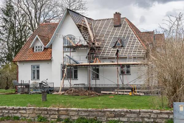 Dependable Hanover roofing company for Roof Leak Repairs