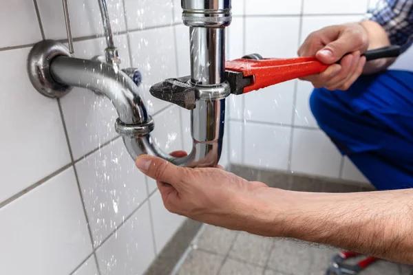 Quick Actions That Can Help Limit Damage During a Plumbing Emergency