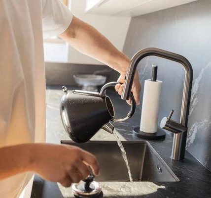 What Makes a Stainless Utility Sink Durable?