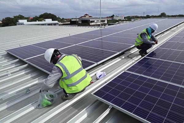 Benefits of Residential Solar Installation in Nashville for Modern Homeowners
